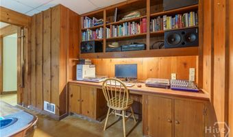 759 Riverhill Dr, Athens, GA 30606