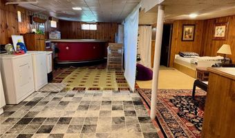 52 Kalmer Rd, Warwick, RI 02886