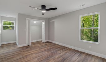 1512 Brentwood Dr, Athens, TN 37303