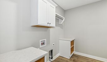 312 W Boxthorn Dr, Andover, KS 67002