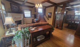 817 N Main St, Aberdeen, SD 57401