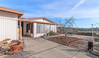 3373 Buena Hills Dr, Oceanside, CA 92056