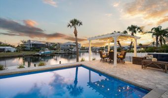 744 SPANISH MAIN Dr, Apollo Beach, FL 33572