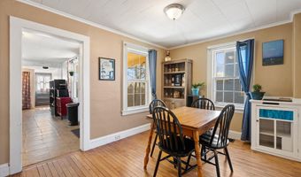 60 6th St, Bangor, ME 04401