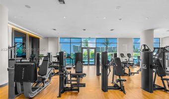 3300 NE 188th St 318, Aventura, FL 33180