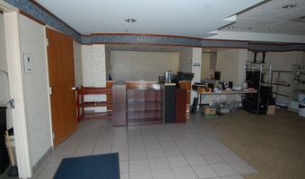 5 Lions Dr, North Liberty, IA 52317