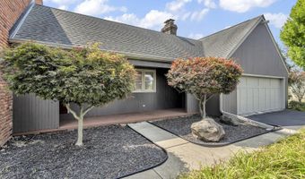1780 Williamsburg Dr, Adrian, MI 49221