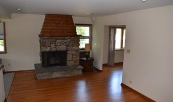 501 Cable Ave, Beachwood, NJ 08722
