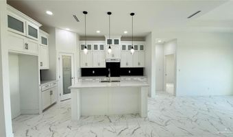 1004 Edgewood Dr, Alton, TX 78573
