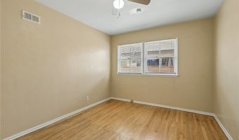 13155 Gault, Los Angeles, CA 91605