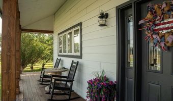 23 Indian Rings Rd, Big Timber, MT 59011