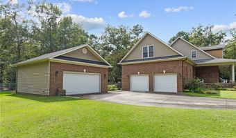 7742 Skylark Ct, Autryville, NC 28318