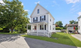 9 Cummings Rd, Newport, RI 02840