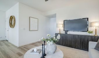 630 W LAREDO St, Chandler, AZ 85225