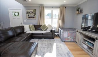 209 Curran Rd, Cumberland, RI 02864