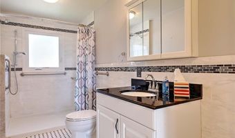 45 Countryside Dr, North Providence, RI 02904