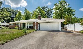 119 Smith Dr, Ballwin, MO 63011