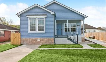 920 COUGAR Dr, Arabi, LA 70032