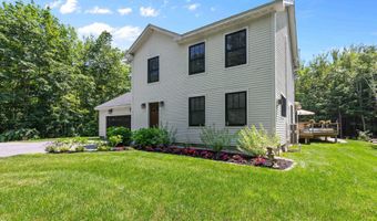 49 Hadlock Rd, Falmouth, ME 04105
