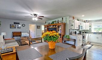 60 Tarrent St, Andrews, NC 28901