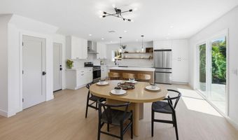 2610 Chestnut Ave, Carlsbad, CA 92010