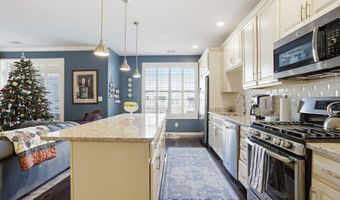 43031 FOXTRAIL WOODS Ter 103, Ashburn, VA 20148
