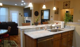 4 Hidden Lake Cir, Barnegat, NJ 08005