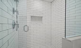 7 Lee Rd, Barrington, RI 02806