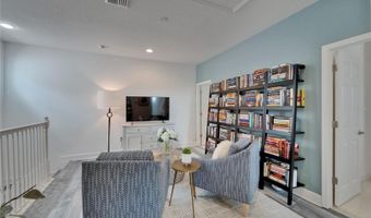 6104 COLMAR Pl, Apollo Beach, FL 33572