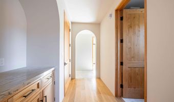 2224 Careful Ave, Agoura Hills, CA 91301