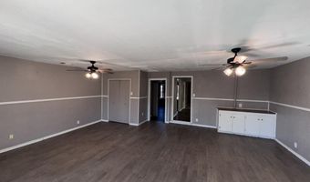 108 E SOUTH St, Archer City, TX 76351