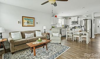 2231 Hemming Way, Boiling Springs, SC 29316