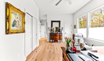 90 E LAKE Dr, Annapolis, MD 21403