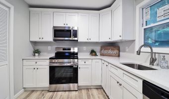 11 Pomona Dr, Barnegat, NJ 08005