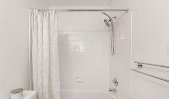 25 HIGHSTREAM Ct 1025, Germantown, MD 20874