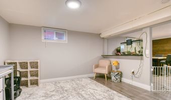 424 E DARWIN St, Athena, OR 97813