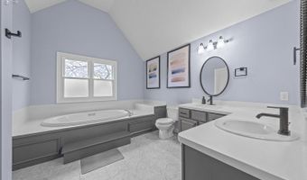 107 Keswick Ct, Amherst, OH 44001