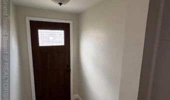 903 L St, Aurora, NE 68818