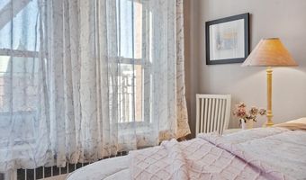 271 Dartmouth St 4H, Boston, MA 02116