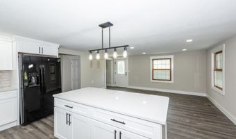 957 W Hunt Rd, Alcoa, TN 37701