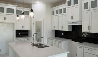 1004 Edgewood Dr, Alton, TX 78573
