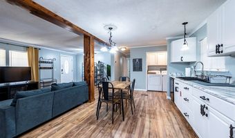 2430 BEACHVIEW Dr, Albany, GA 31705