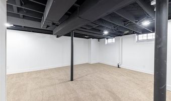 9255 Hubert Ave, Allen Park, MI 48101