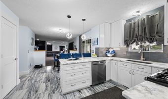1795 New Milford Rd, Atwater, OH 44201