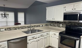 505 Lakewood Dr, Batesville, MS 38606