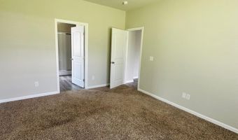 14843 Norfleet Dr, Athens, AL 35613