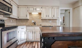 202 Cottonwood Ln, Blackfoot, ID 83211