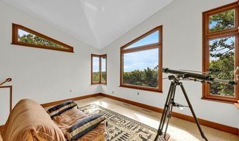 27 Ridge Rd, Canton, CT 06019