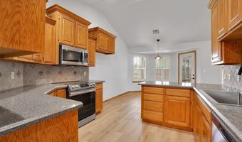 3405 Wendy Ln, Altus, OK 73521