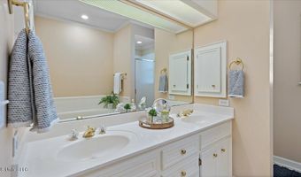 107 Pavilion Dr, Brandon, MS 39042